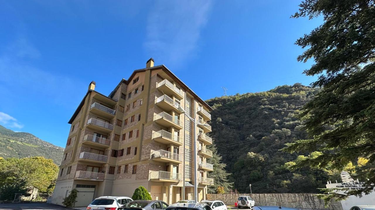 Apartament Rialp Amb Vistes Al Riu Noguera Pallaresa Buitenkant foto